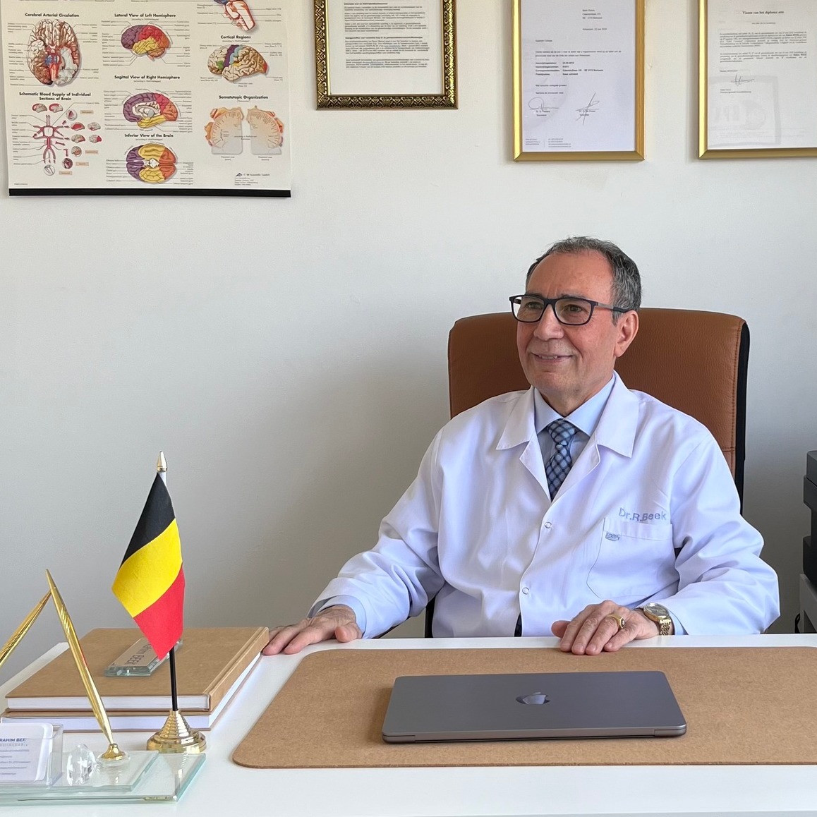 Dr. Rahim Beek